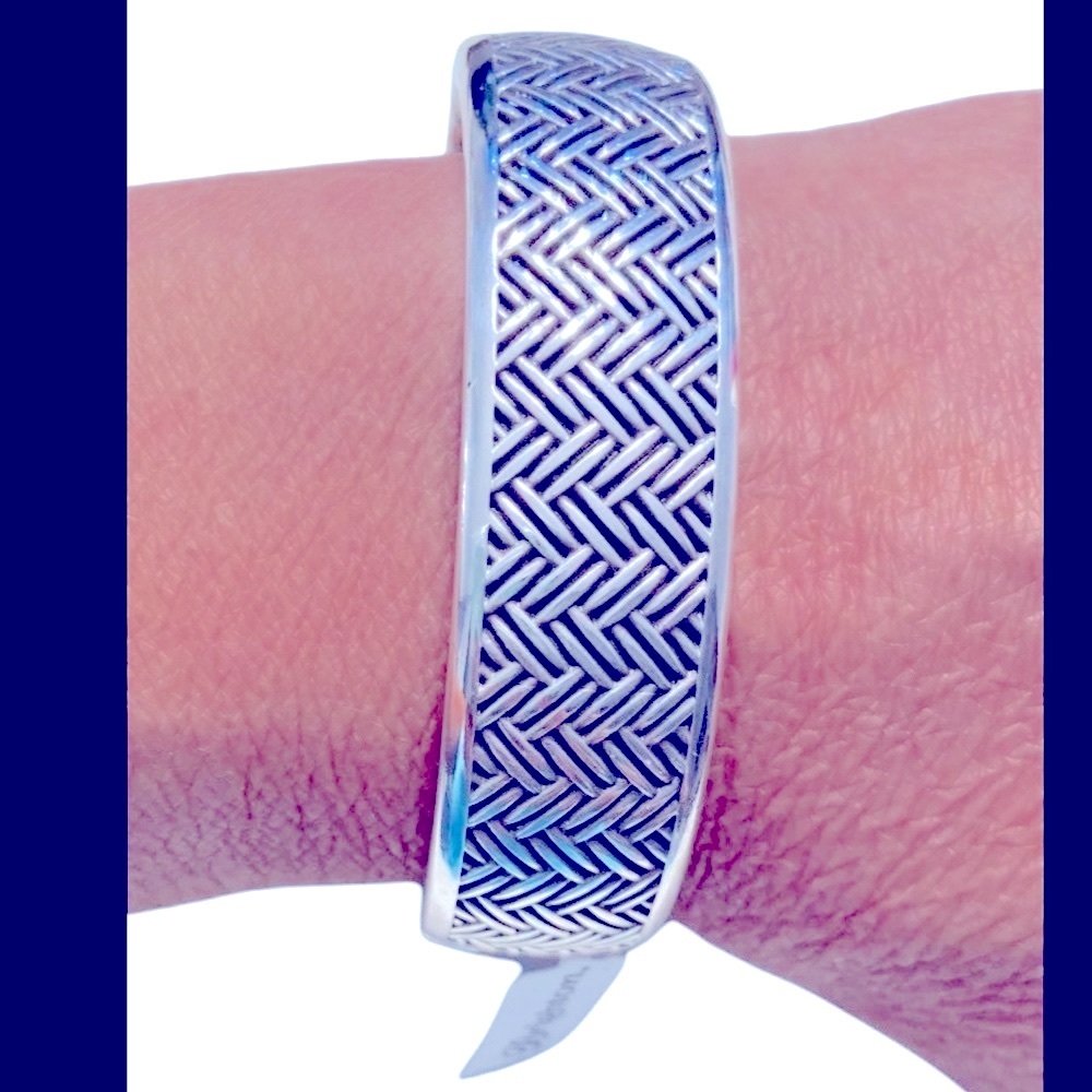 Brighton Neema Hinged Bangle